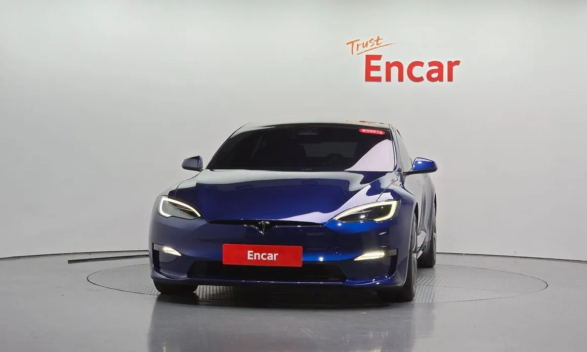 Tesla Model S — фото 2
