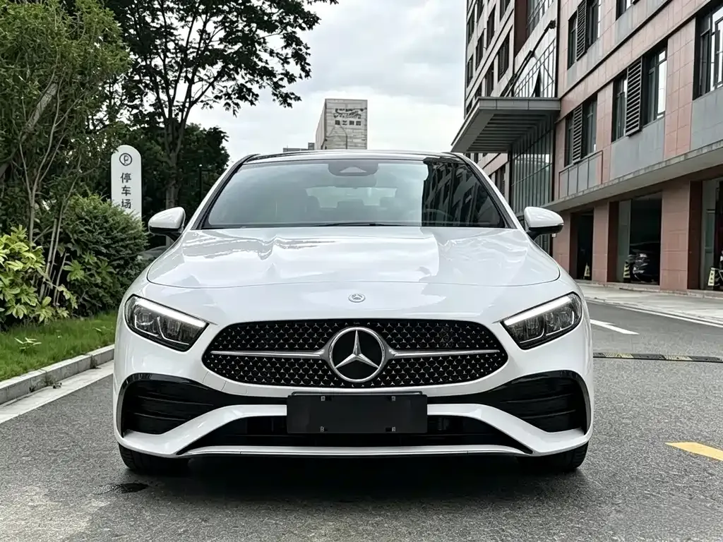 Mercedes-Benz A-Class — фото 9