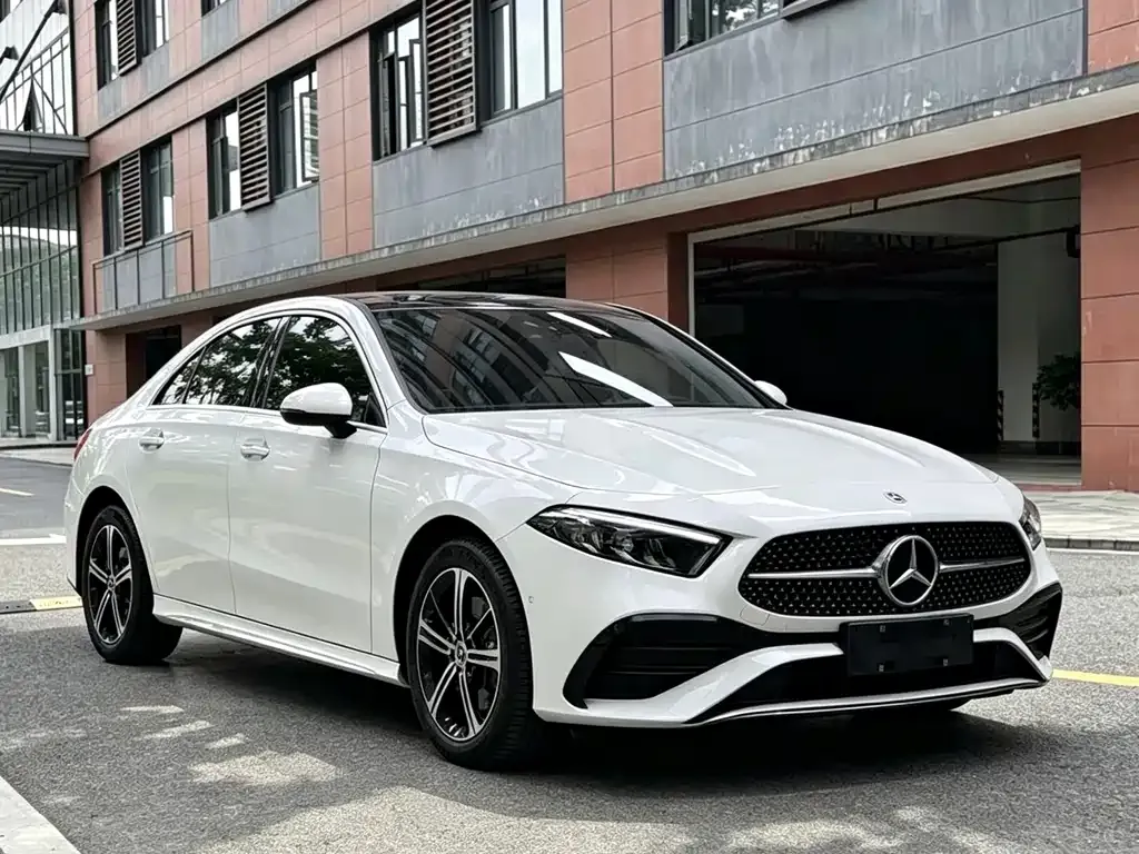 Mercedes-Benz A-Class — фото 6