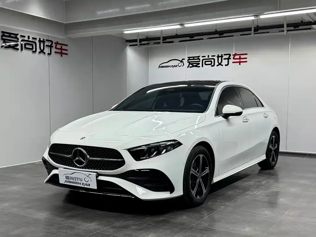 Mercedes-Benz A-Class — фото 1