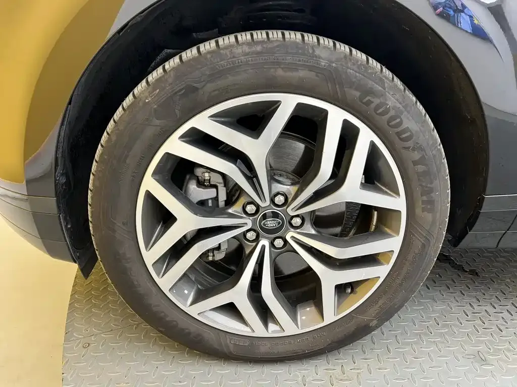 Land Rover Evoque — фото 9