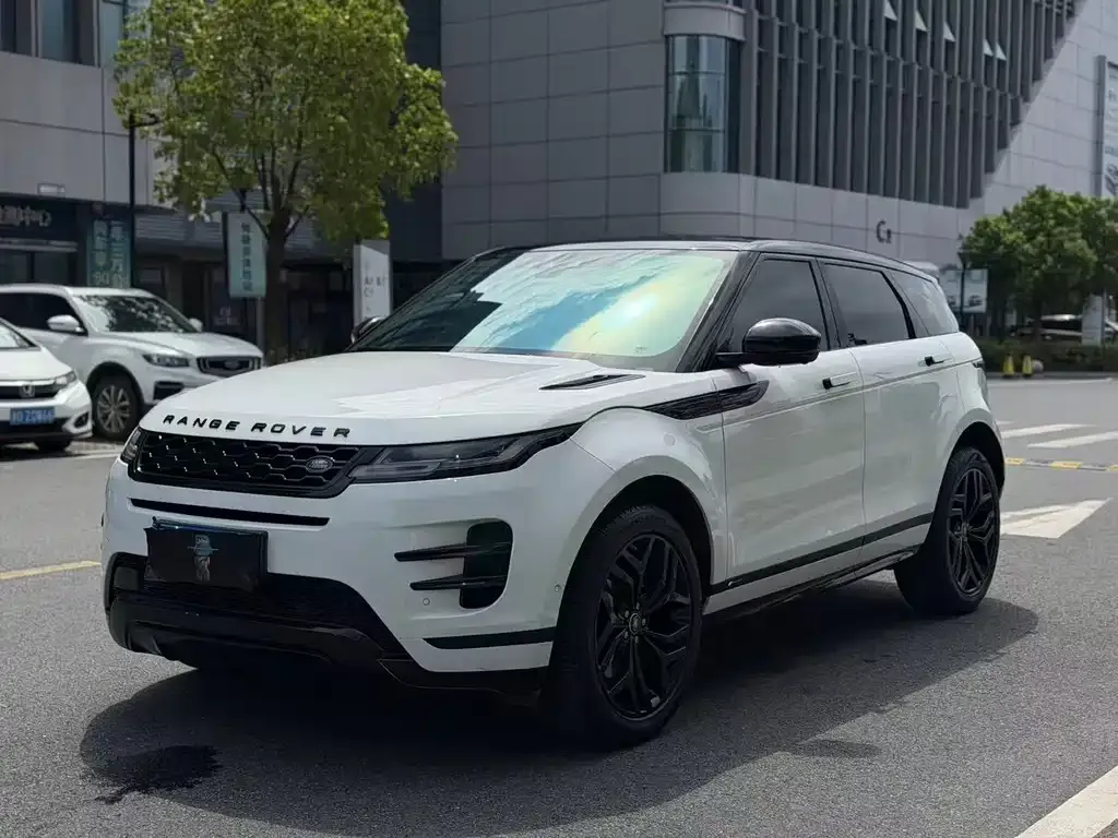 Land Rover Evoque — фото 1