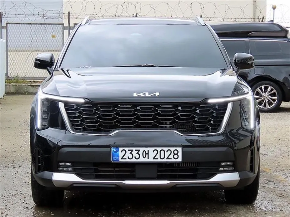 Kia Sorento — фото 1