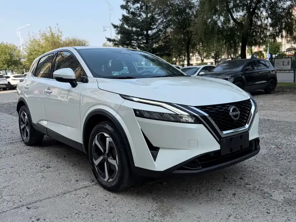 Nissan Qashqai — фото 6