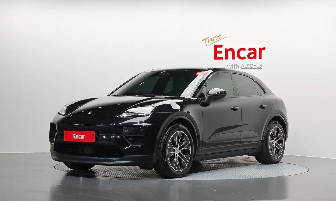 Porsche Macan — фото 1