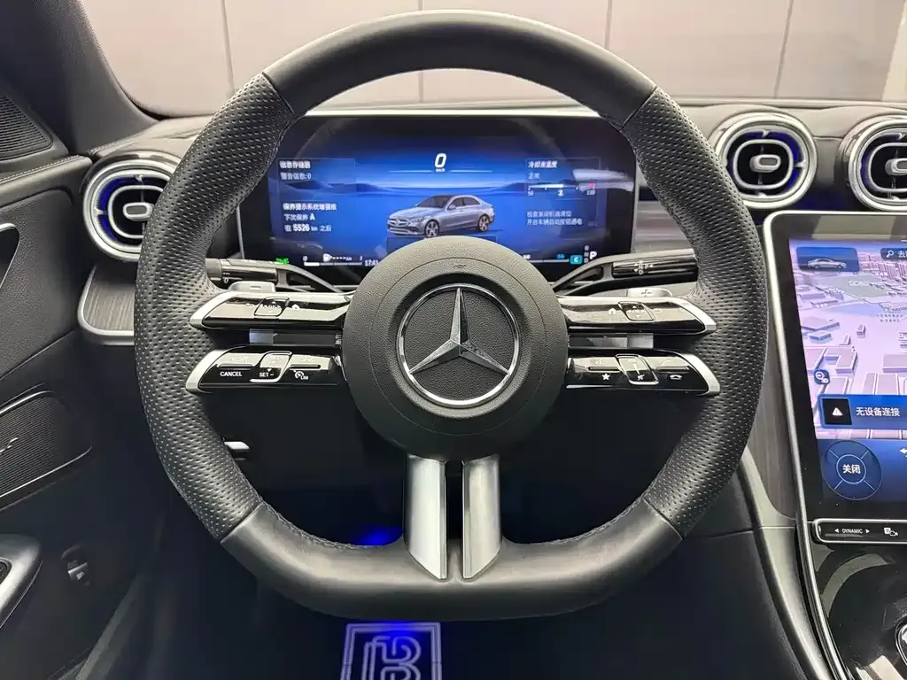 Mercedes-Benz C-Class — фото 10