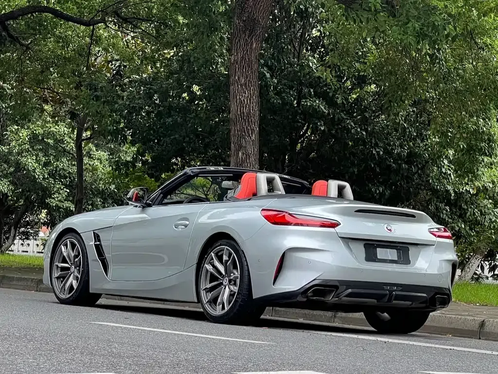 BMW Z4 — фото 4