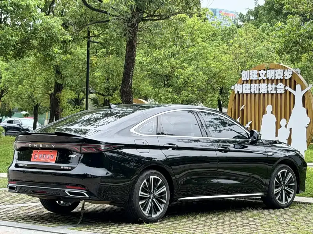 Chery Arrizo 8 PRO — фото 6