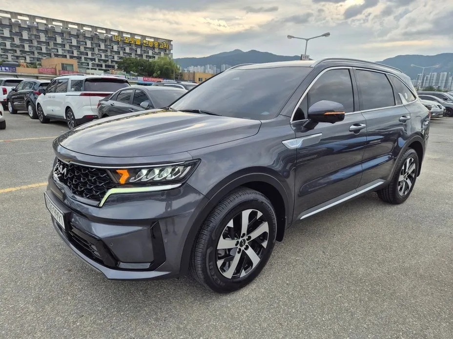 Kia Sorento — фото 6