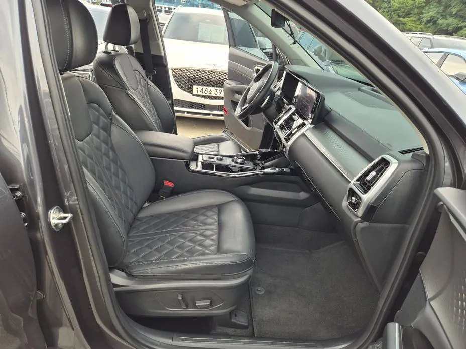 Kia Sorento — фото 10