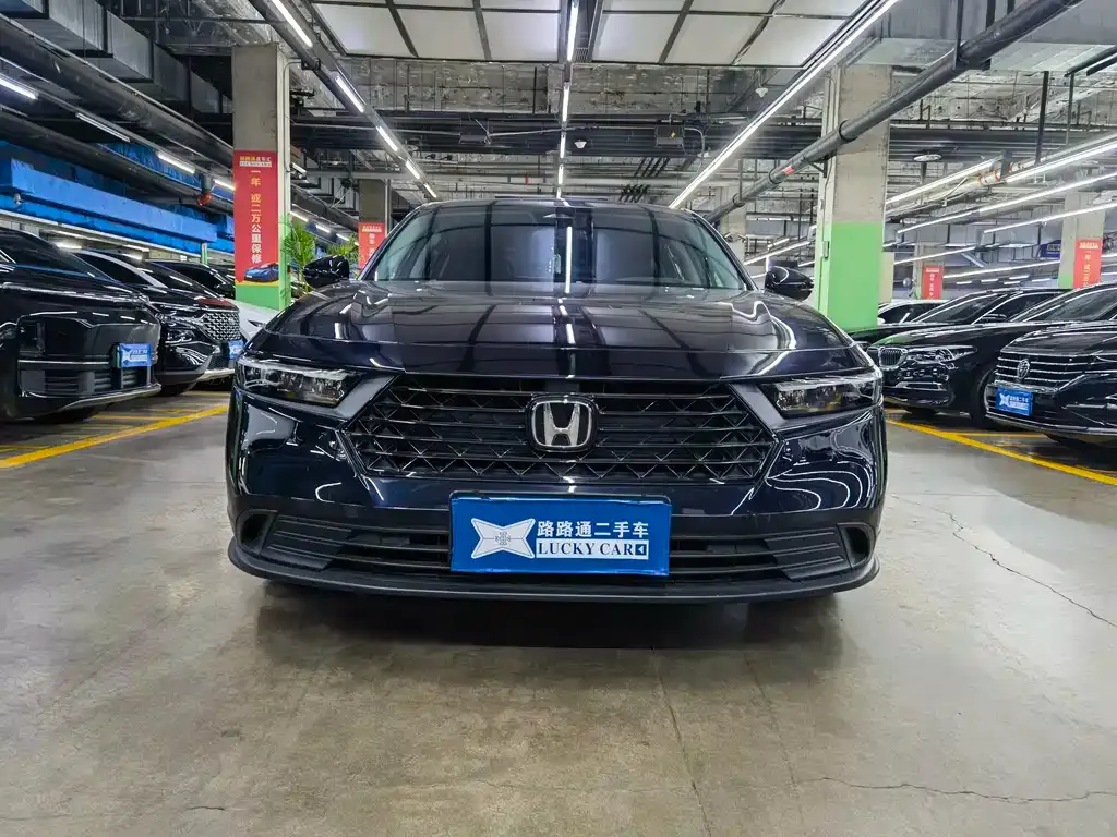 Honda Accord — фото 6