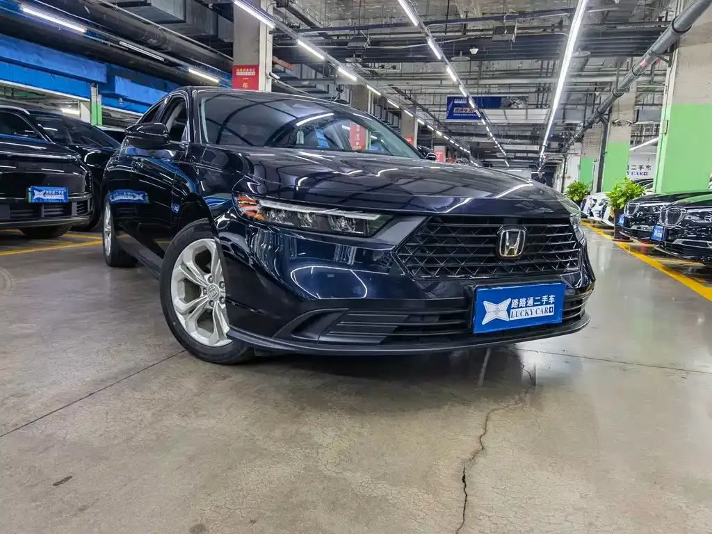 Honda Accord — фото 4