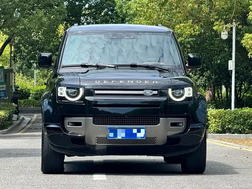 Land Rover Defender — фото 9