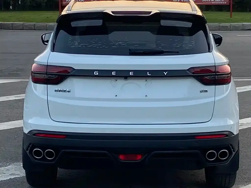 Geely Binyue — фото 10
