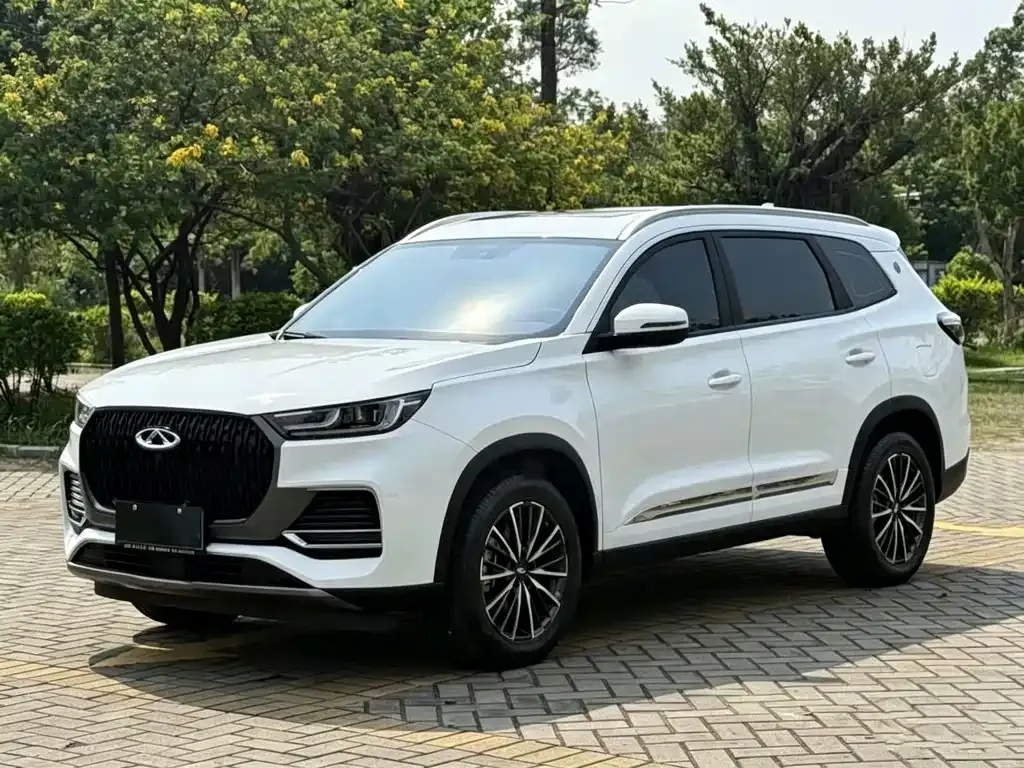 Chery Tiggo 8 — фото 1