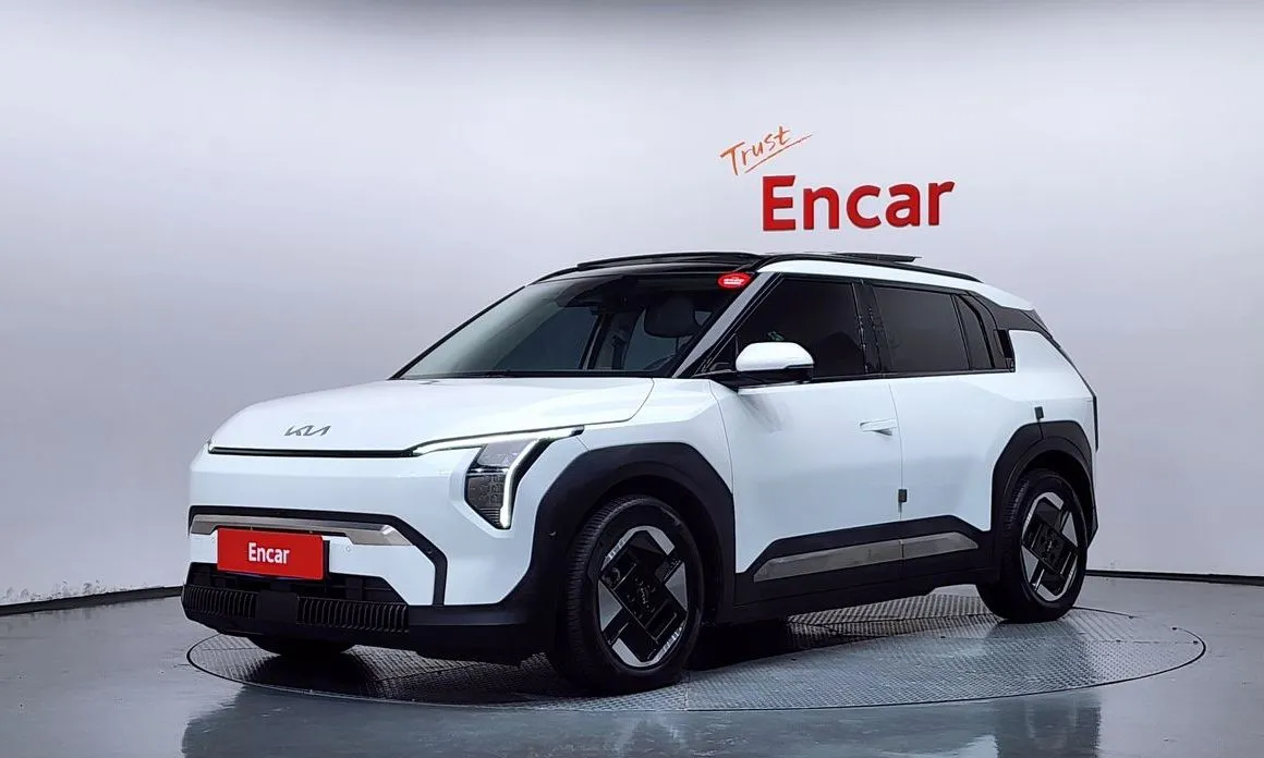 Kia EV3 — фото 1