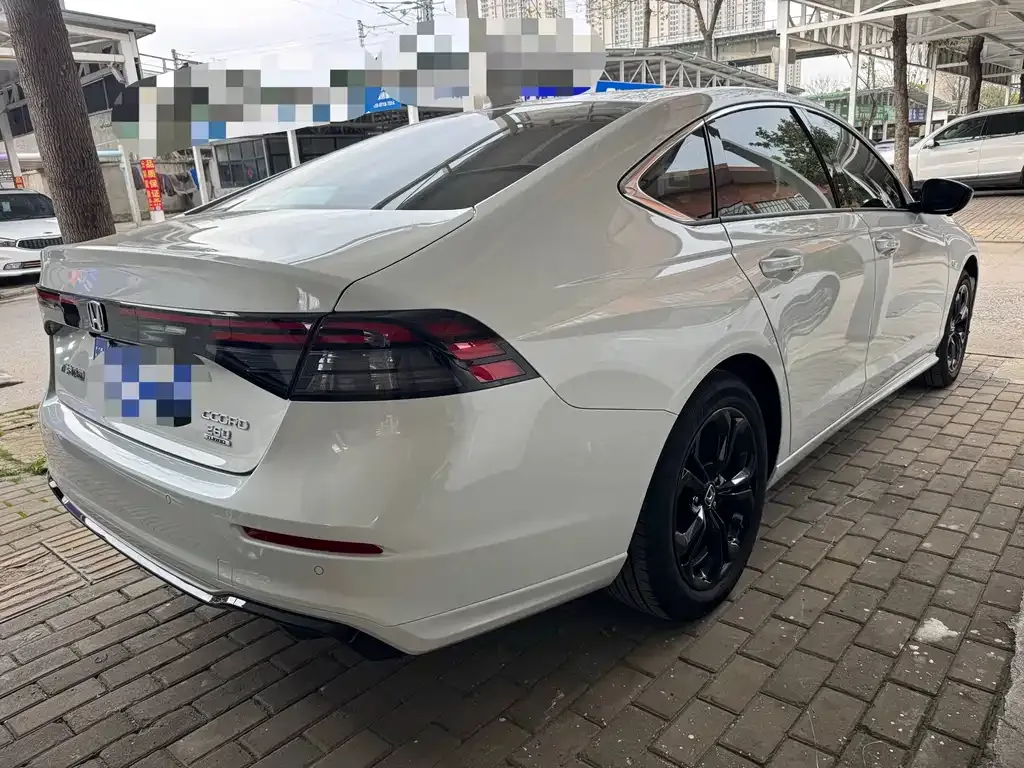 Honda Accord — фото 5