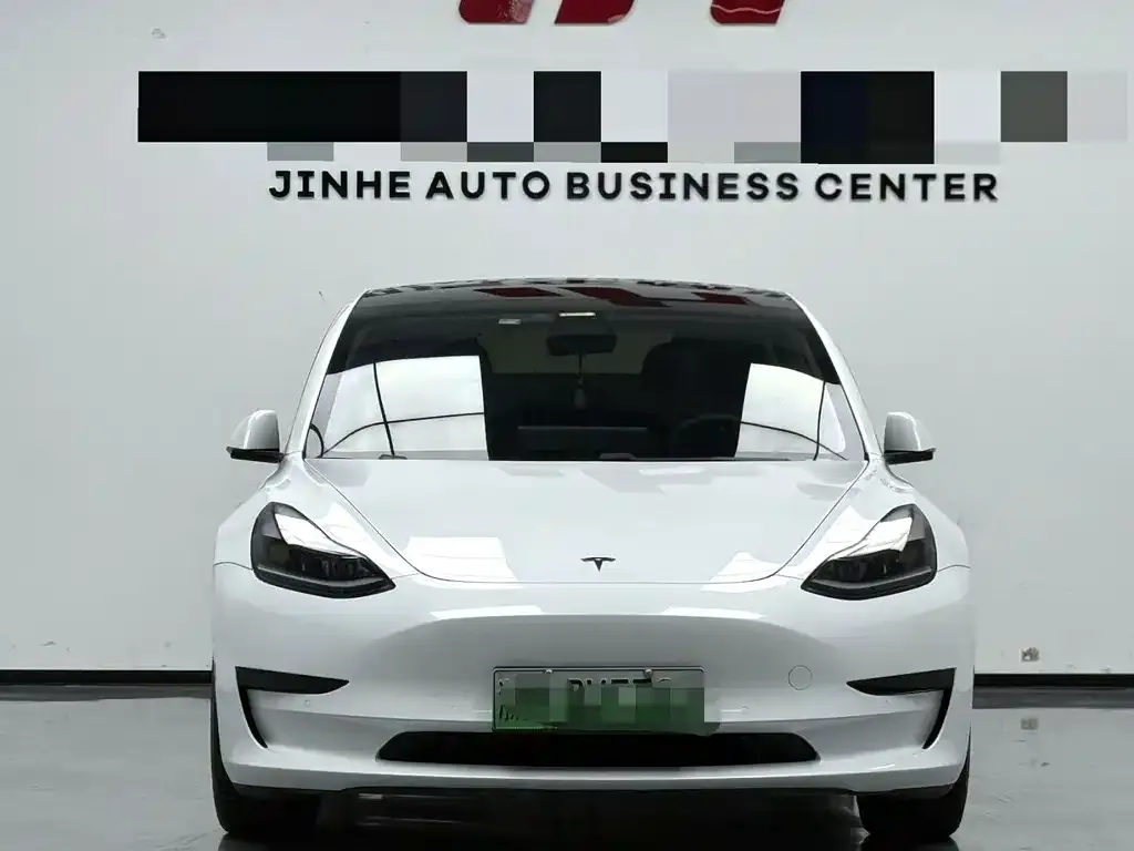 Tesla Model 3 — фото 4