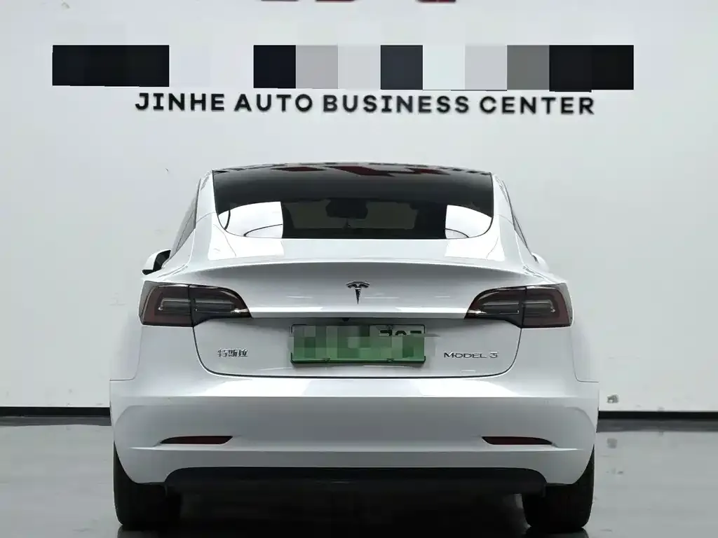 Tesla Model 3 — фото 6