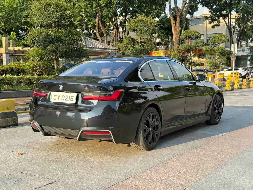 BMW i3 — фото 8