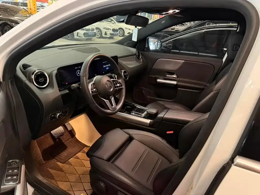 Mercedes-Benz GLA — фото 4
