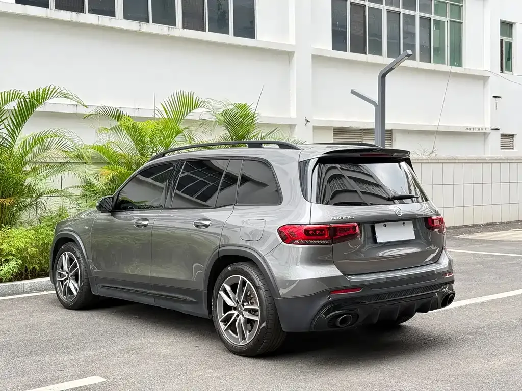Mercedes-Benz GLB AMG — фото 9