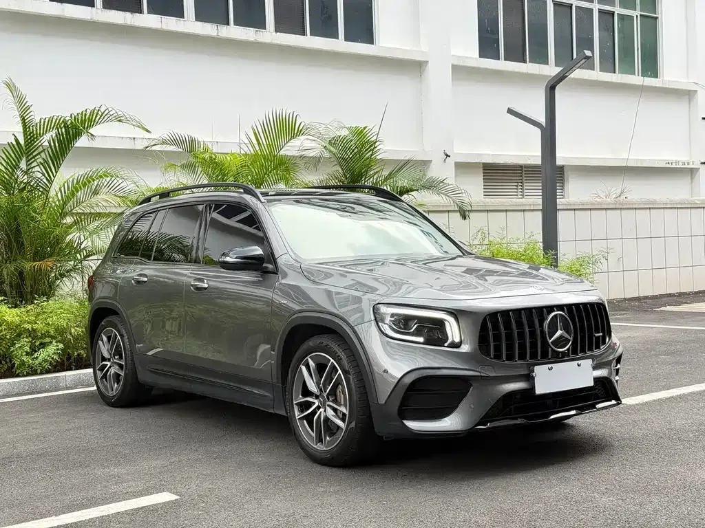 Mercedes-Benz GLB AMG — фото 5