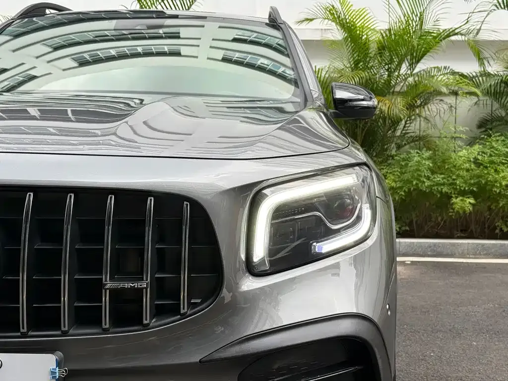 Mercedes-Benz GLB AMG — фото 6
