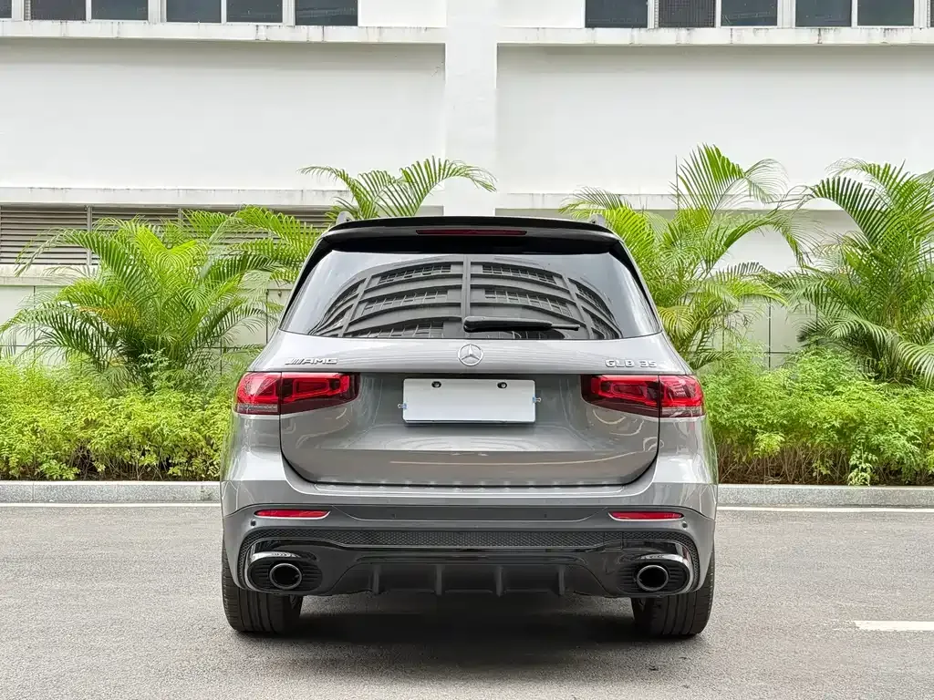 Mercedes-Benz GLB AMG — фото 7