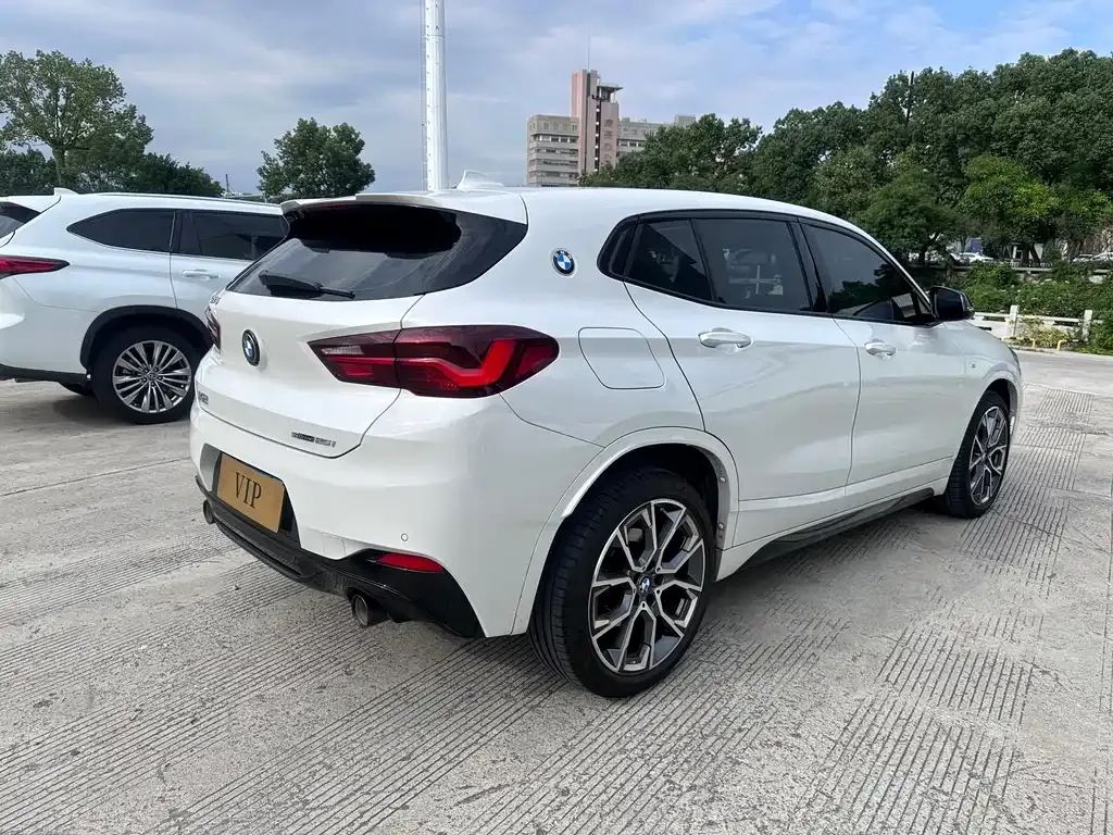 BMW X2 — фото 8