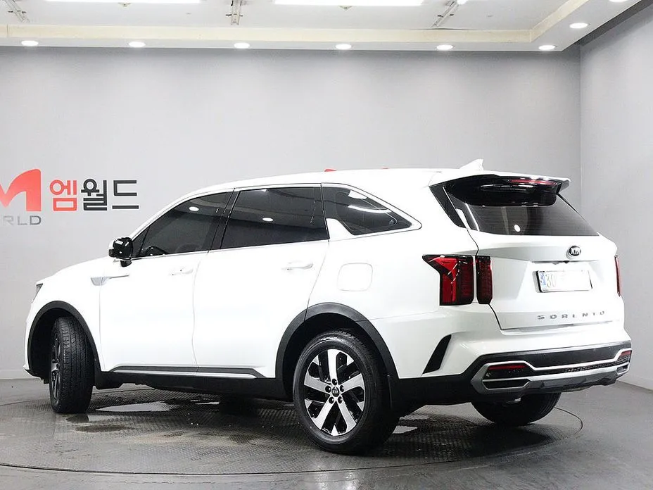 Kia Sorento — фото 3