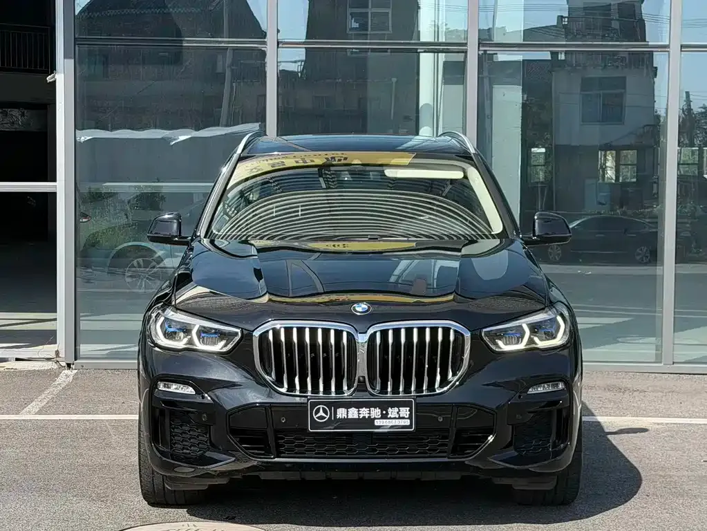 BMW X5 (Import) — фото 8