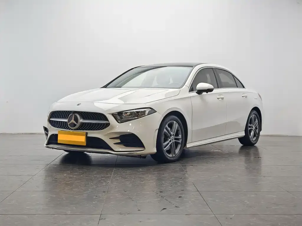 Mercedes-Benz A-Class — фото 1