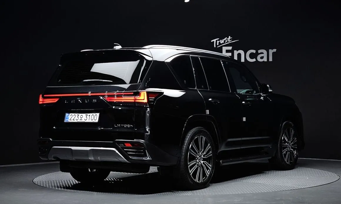 Lexus LX — фото 3