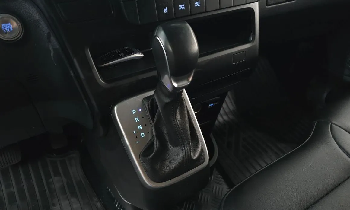 Hyundai Staria — фото 3