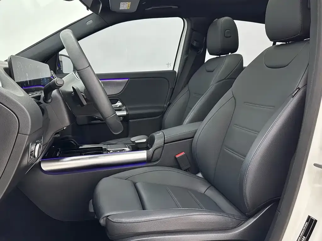 Mercedes-Benz GLA — фото 8