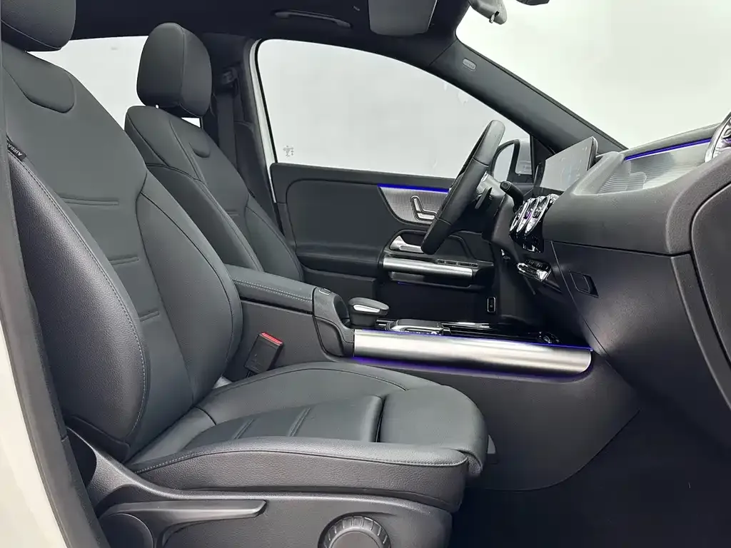 Mercedes-Benz GLA — фото 9