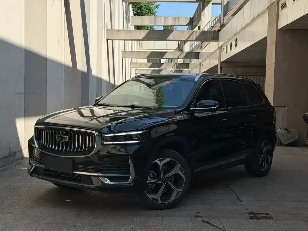 Geely Xingyue L — фото 1