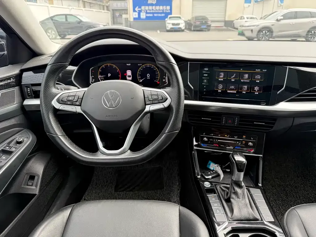 Volkswagen Passat — фото 3