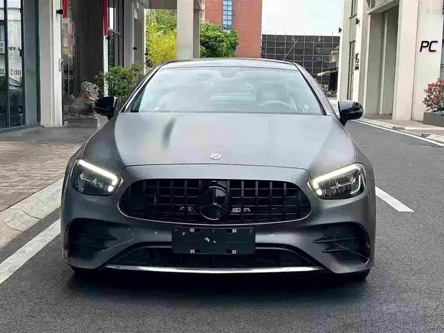 Mercedes-Benz E-Class (Import) — фото 6
