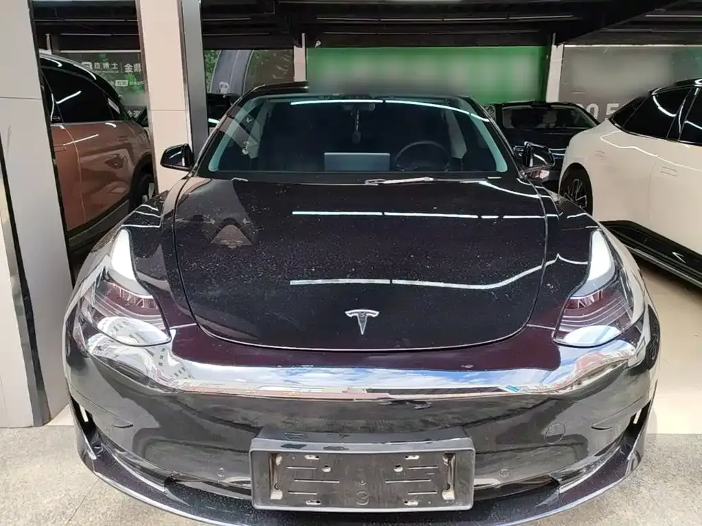 Tesla Model 3 — фото 2
