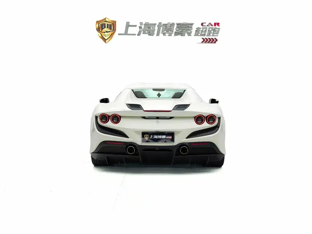 Ferrari F8 — фото 9