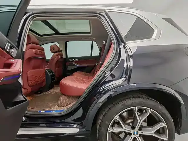 BMW X5 — фото 10