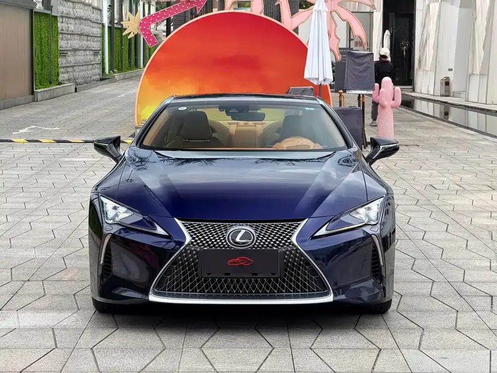 Lexus LC — фото 9