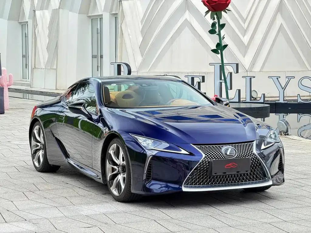 Lexus LC — фото 2