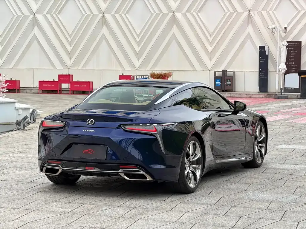 Lexus LC — фото 6