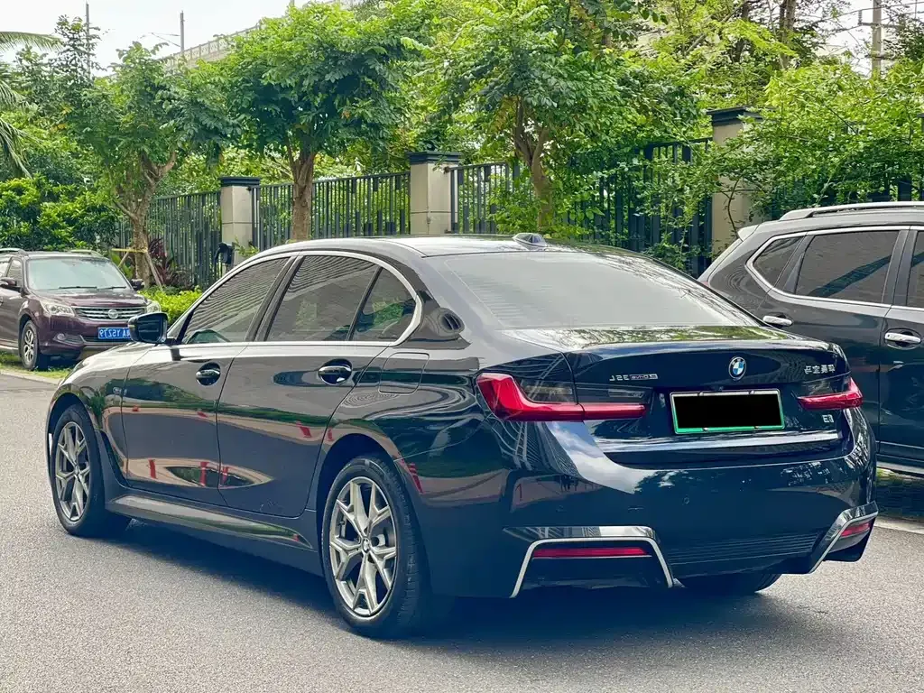 BMW i3 — фото 10