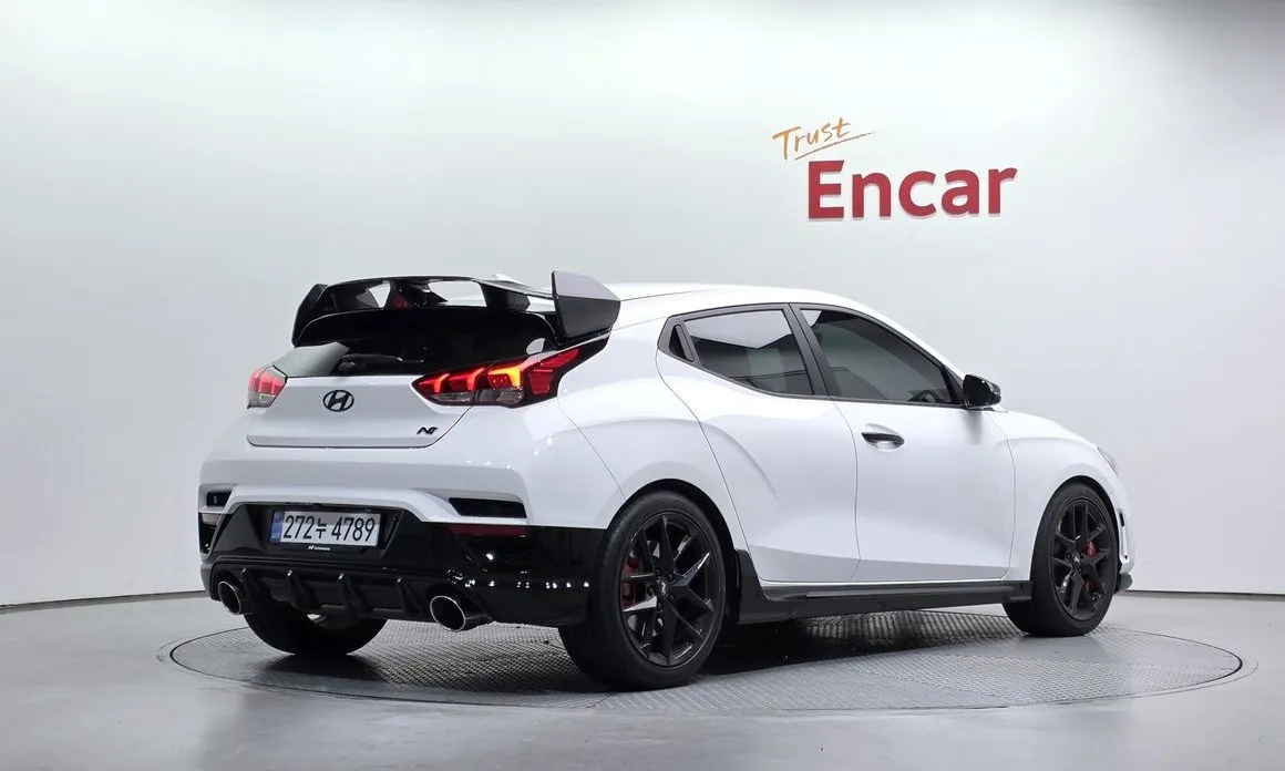 Hyundai Veloster — фото 4