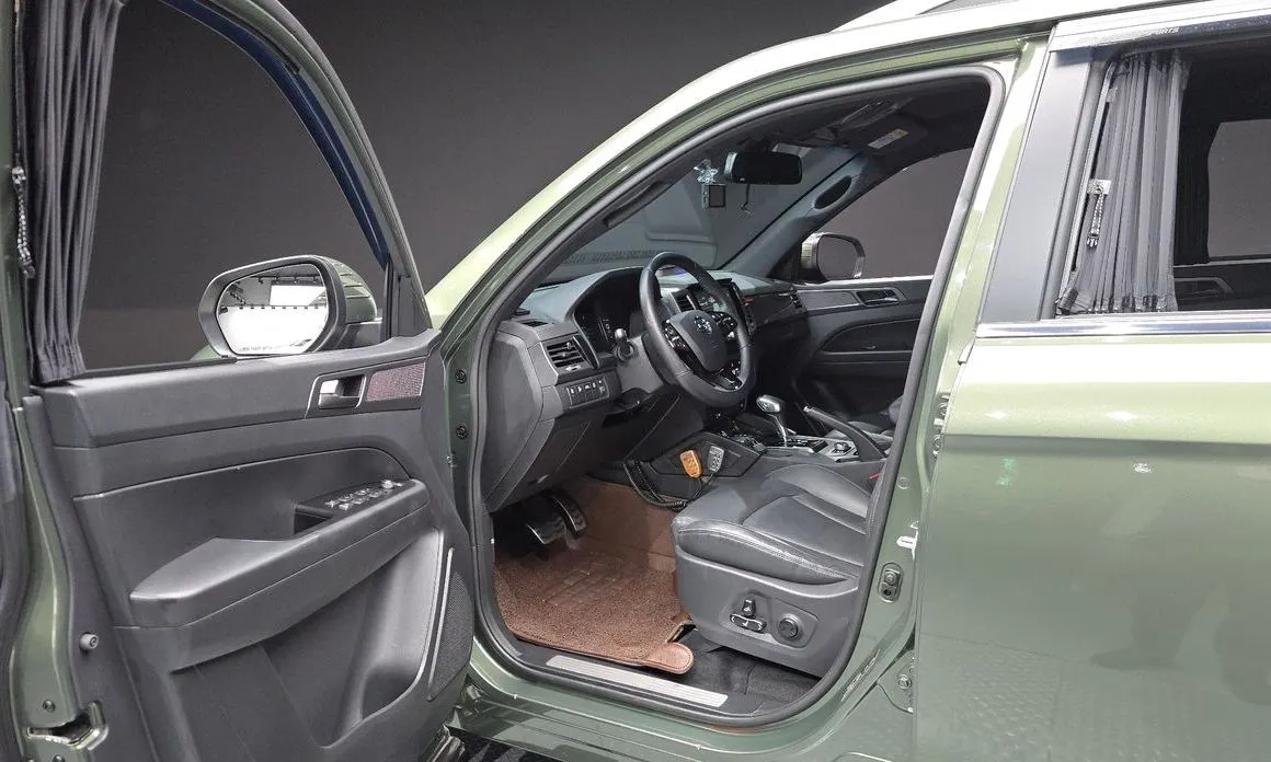 KG Mobility (Ssangyong) Rexton — фото 9