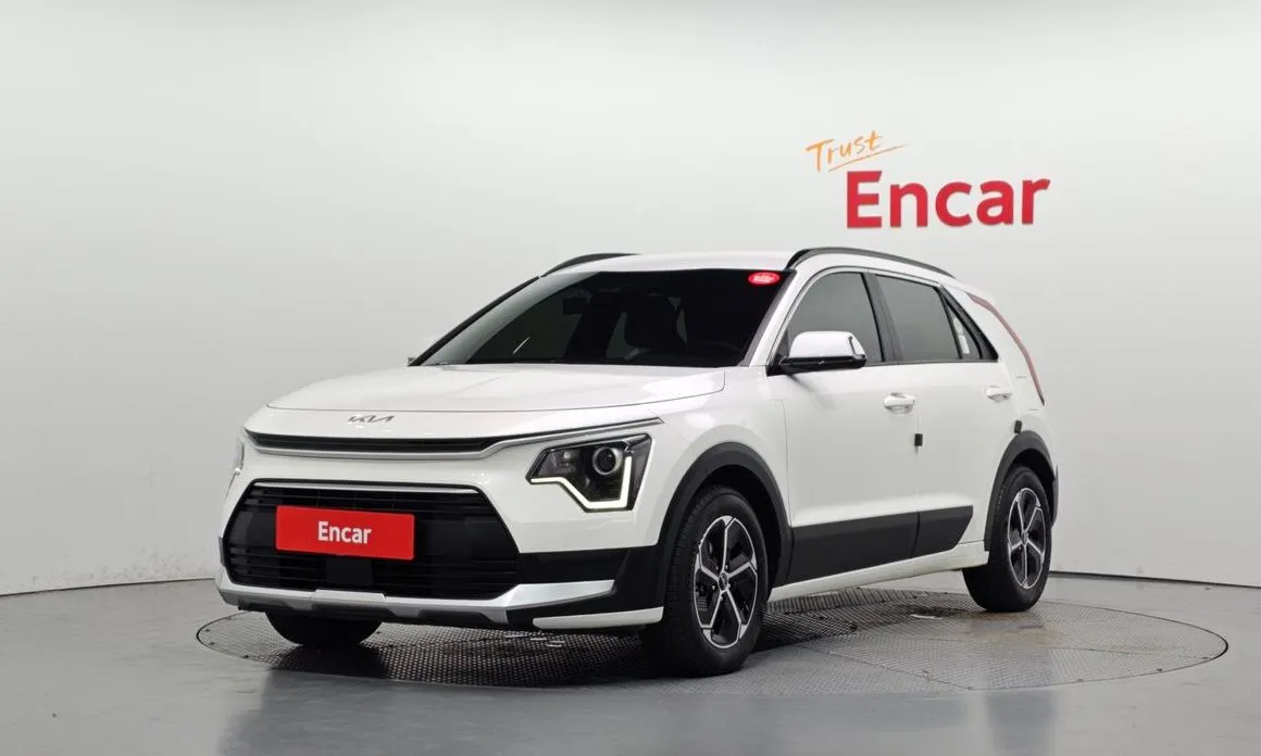Kia Niro — фото 1